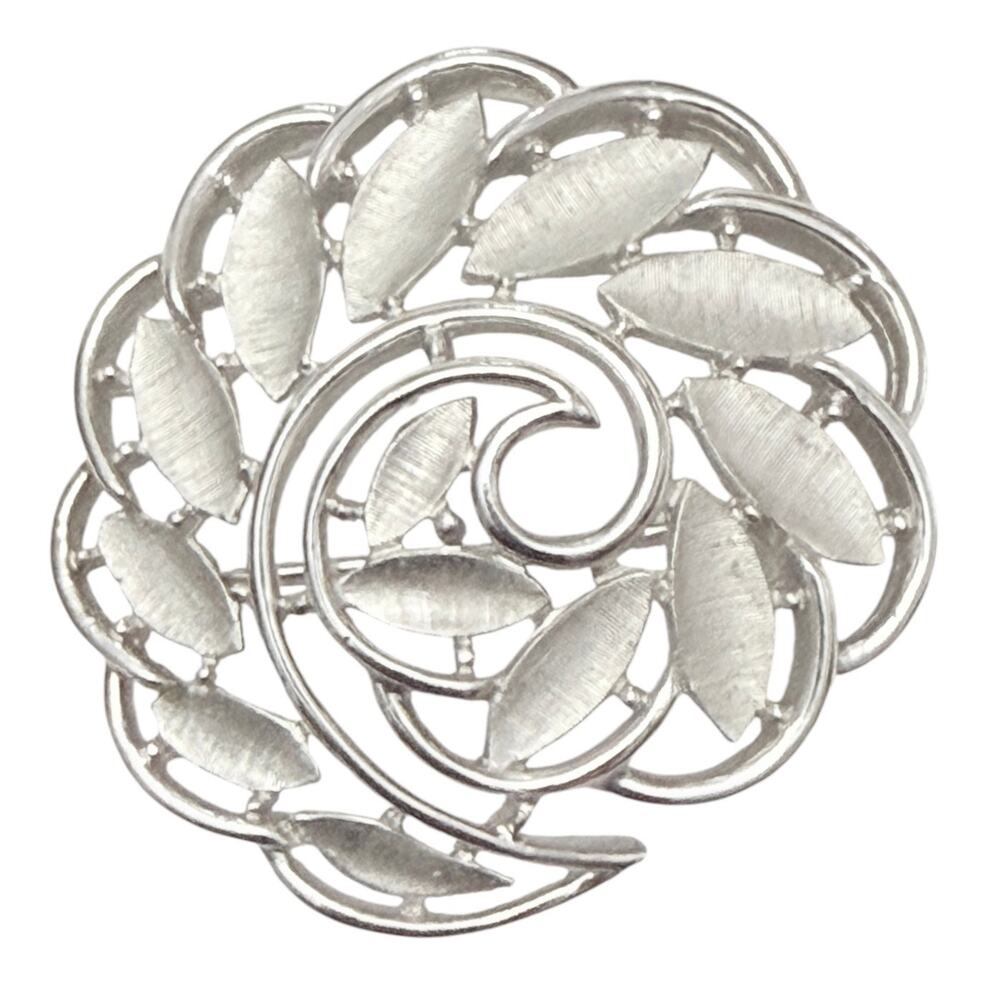 Trifari Signed Brooch Pin Pendant 1.75” Brushed Silver Tone Swirl Spiral Wreath